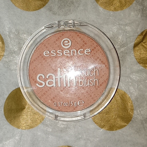 Essence Blush - Picture 1 of 1